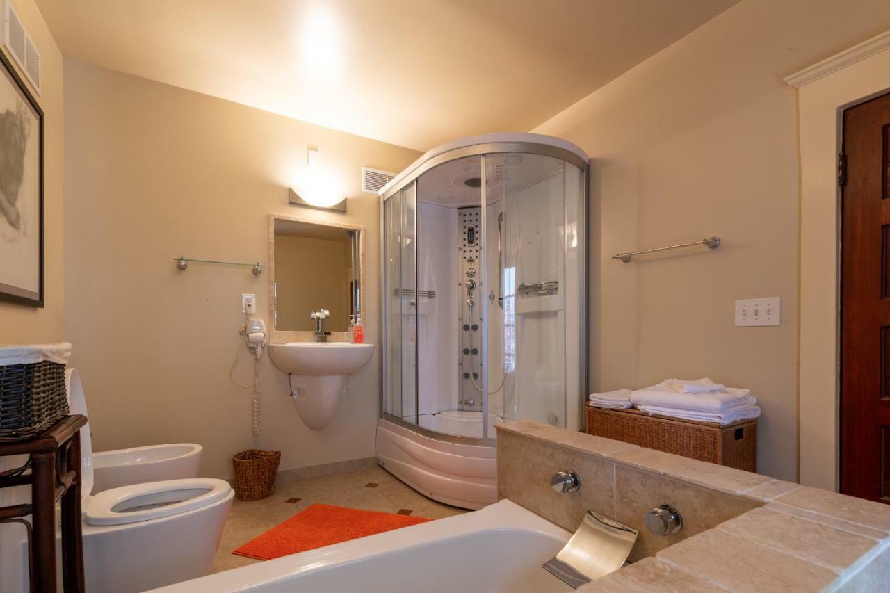 Mozart Guest House Seattle Bed And Breakfast Экстерьер фото