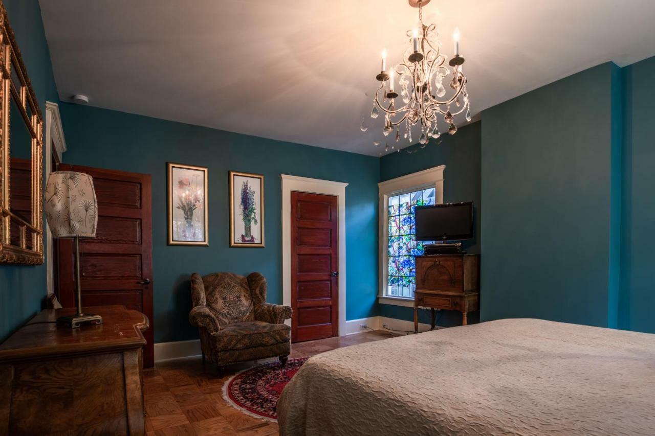 Mozart Guest House Seattle Bed And Breakfast Экстерьер фото